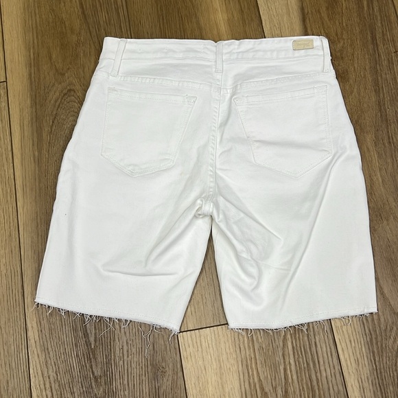 Shorts - Picture 2 of 5